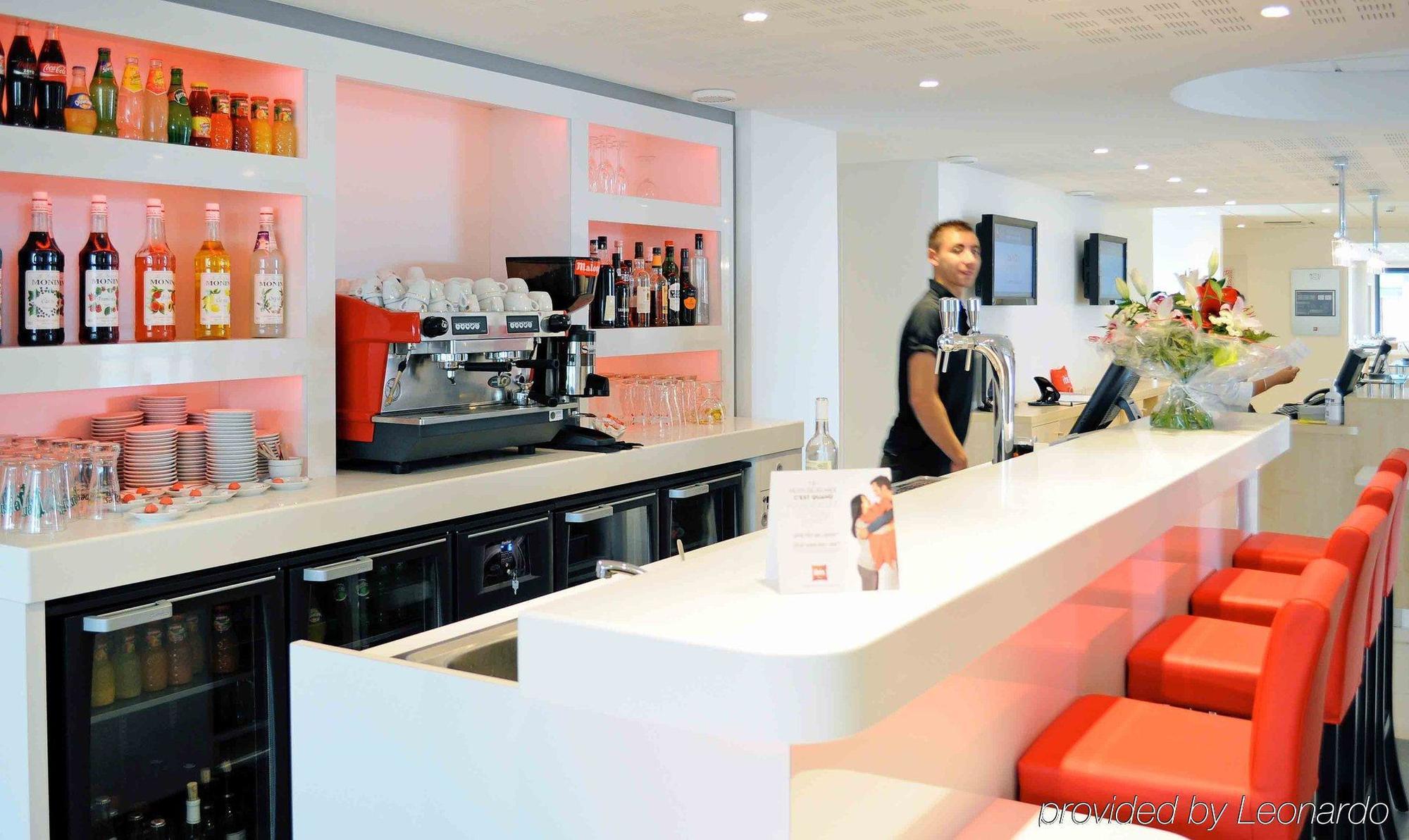 Ibis Lyon Est Hotel