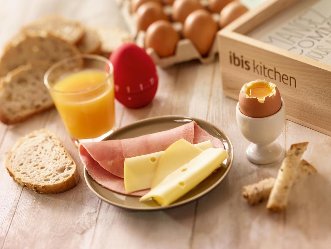 Ibis Lyon Est 3*
