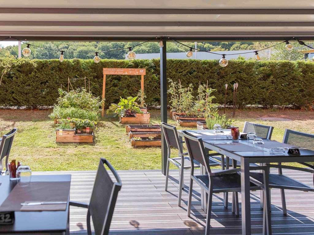 Ibis Lyon Est Hotel 3*