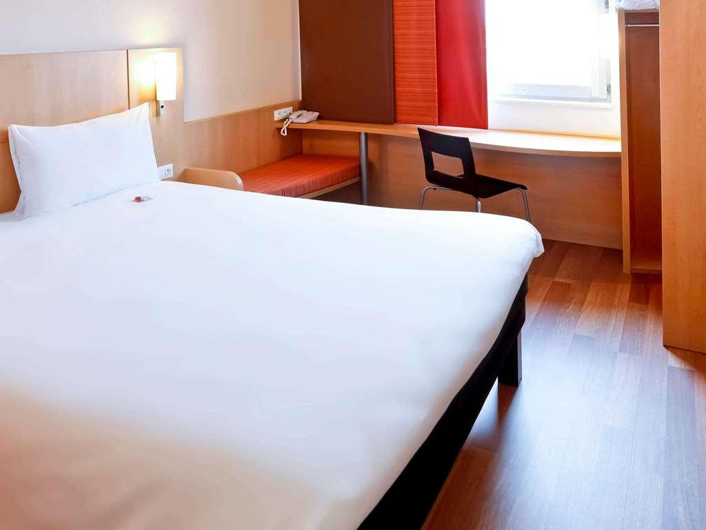 Hotel Ibis Lyon Est Chaponnay
